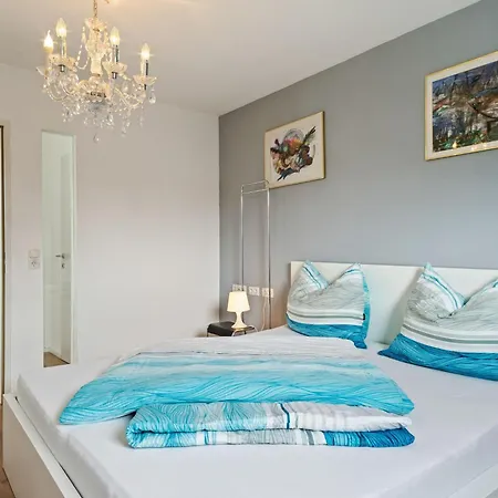 Near Bergisel Jump Lägenhet