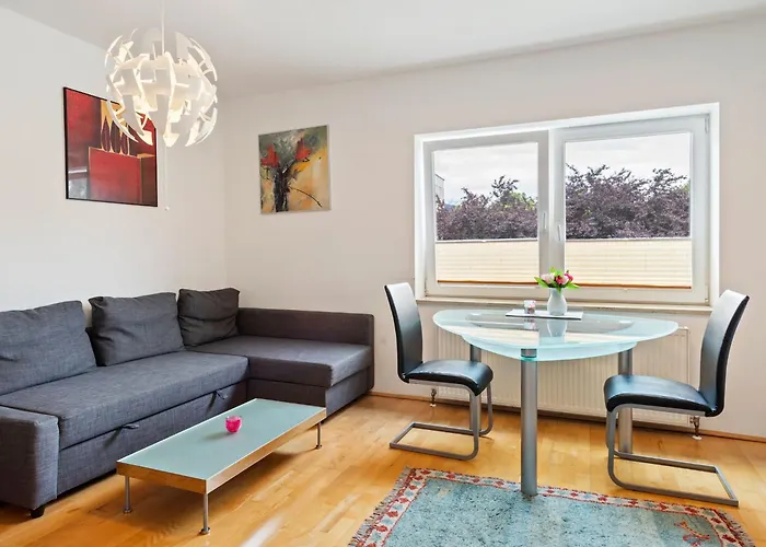 Apartment Near Bergisel Jump Innsbruck